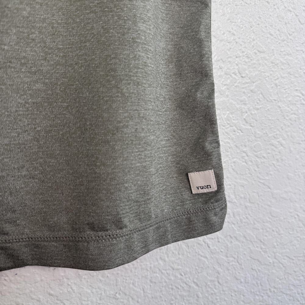 Vuori Shirt Mens Medium Tradewind Performance T-Shirt Pocket Tee Activewear M - Picture 5 of 8